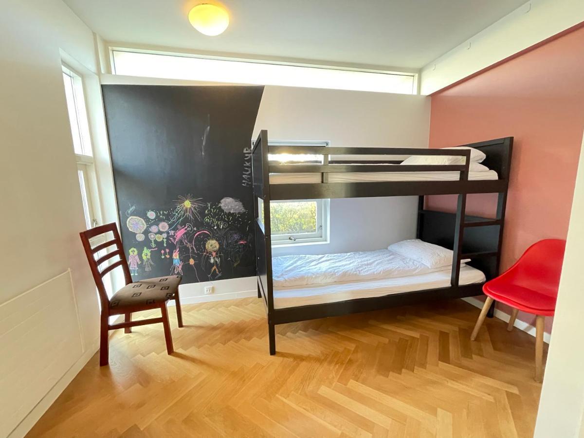 Big Villa Centrally Located In 레이캬비크 외부 사진