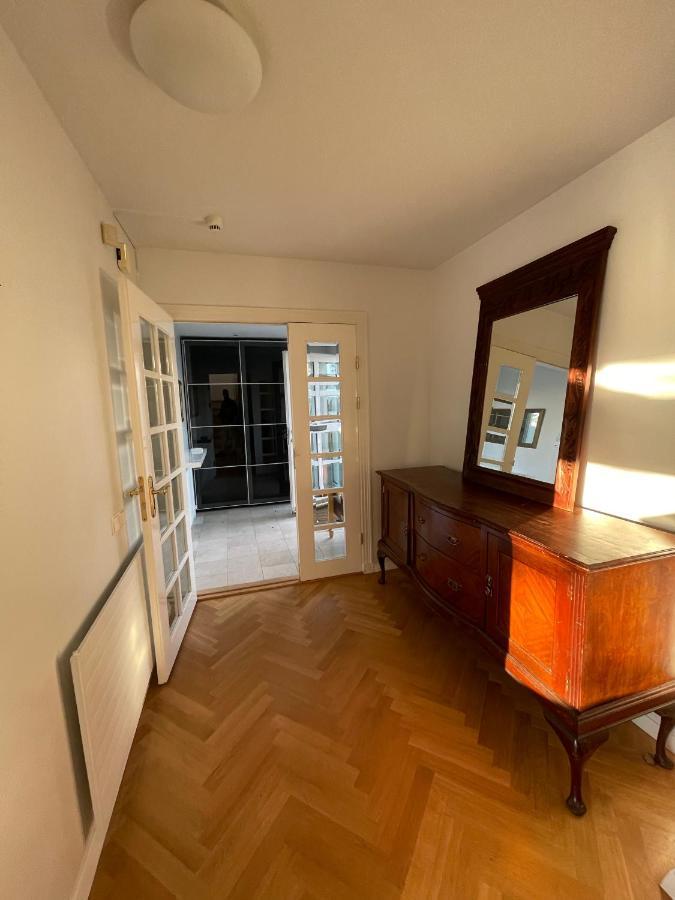 Big Villa Centrally Located In 레이캬비크 외부 사진